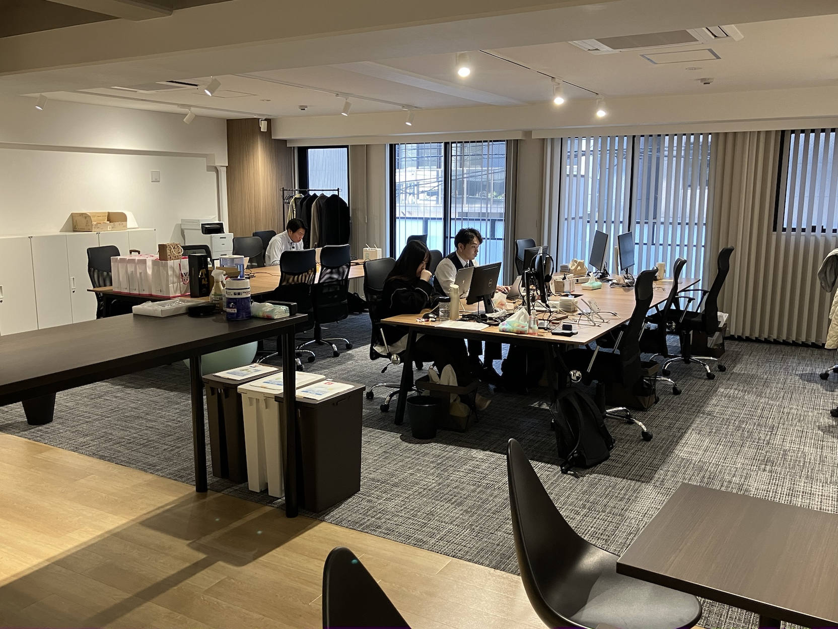 株式会社ネオマーケティング 大阪営業所の正社員 マーケティング・企画職 コンサルタント職 営業職 広告・マーケティング コンサルティング・リサーチ インターネット求人イメージ