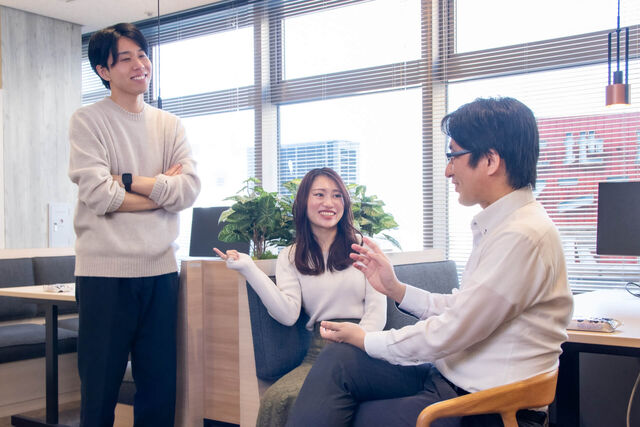 ディーエムソリューションズ株式会社 本社の正社員 マーケティング・企画職 営業職 広告・マーケティング インターネット 物流・運輸求人イメージ